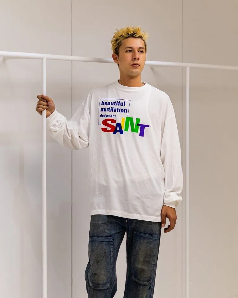 SAINT Mxxxxxx LS TEE/BEAUTIFUL SAINT/WHT Colorful SAINT slogan long-sleeved TEE White S-XL Cylindrical side seamless fabric Really made with care! Domestic printing factory OEM, original water slurry non-touch printing process, correct version, correct main mark/wash mark/little angel anti-counterfeiting mark